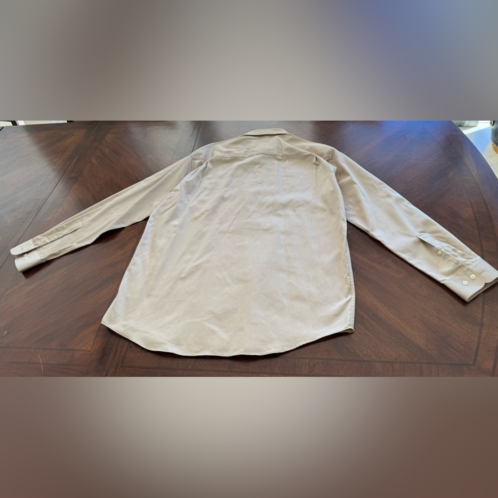 Perry Ellis Large Button Down Long Sleeve Tan (shiny sheen)